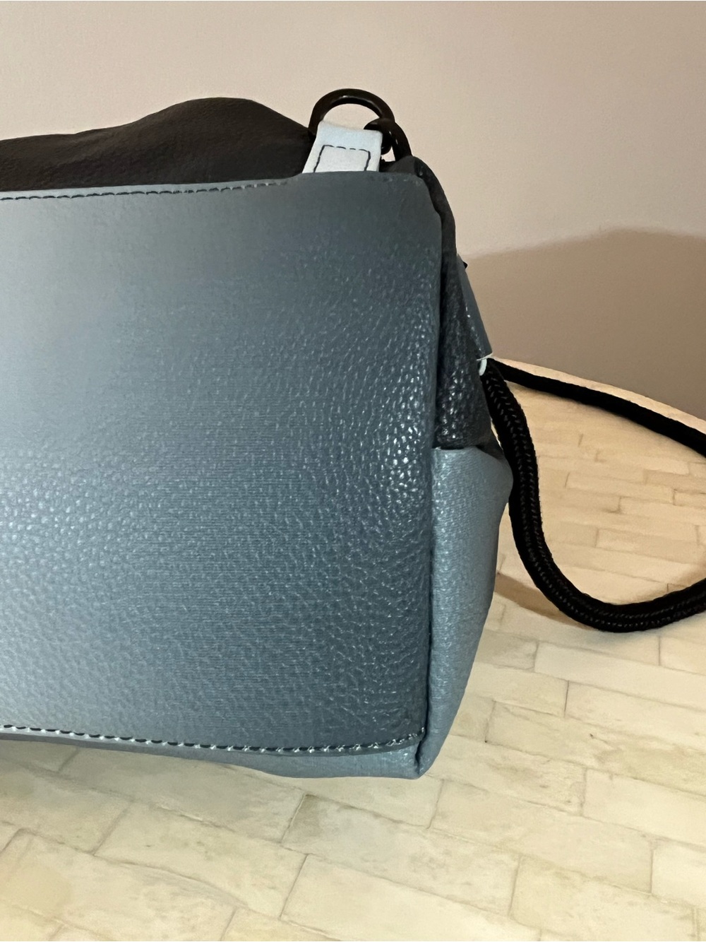 Pixie Mood Madison 3 in 1 Convertible Ombre Blue Vegan Leather Backbag - Picture 5 of 16